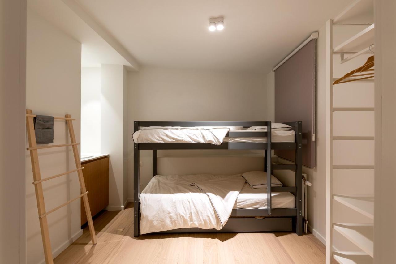 Modern & Spacious Near In *